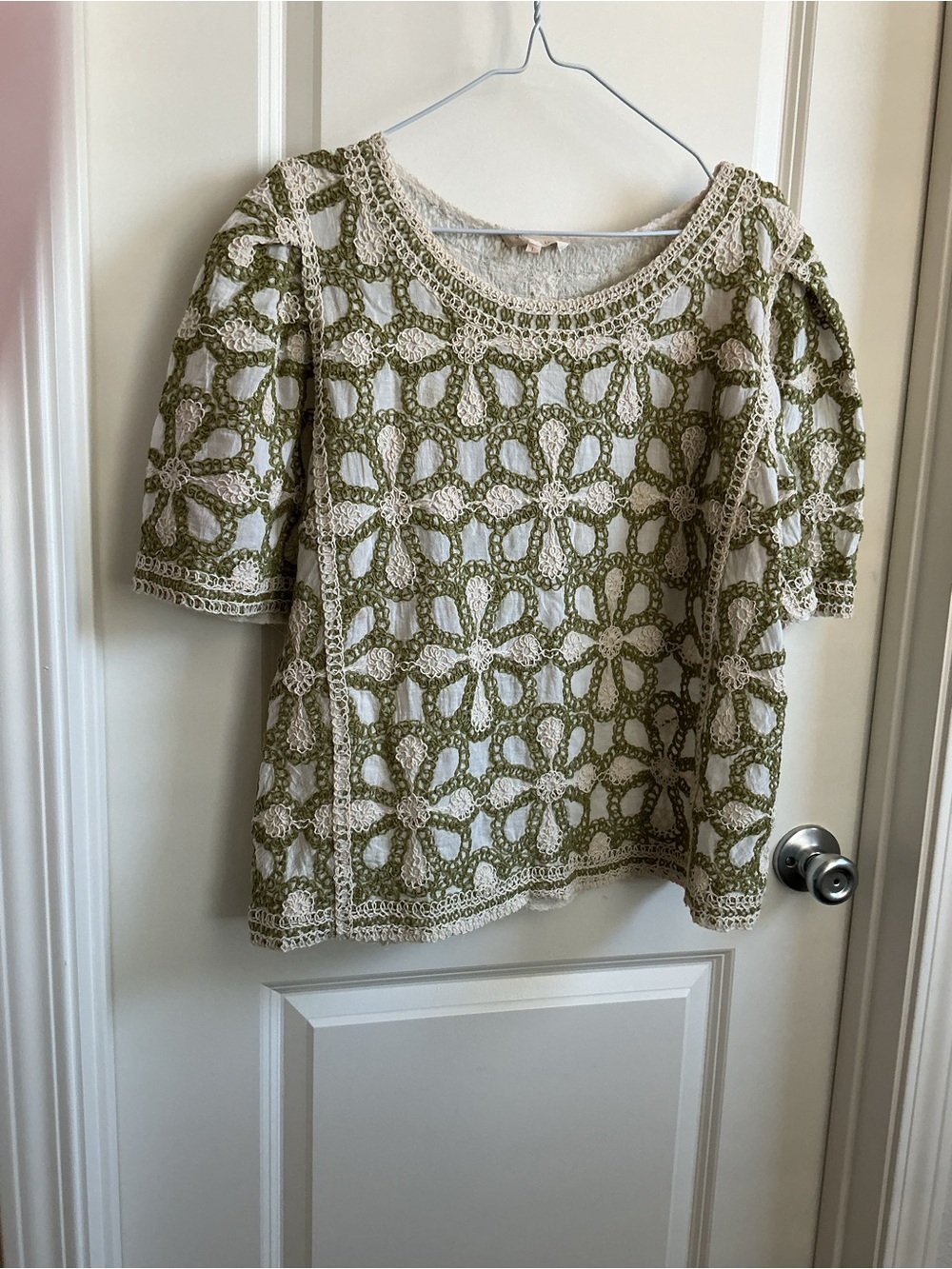 Solitaire Olive Green and Cream Crochet Short Sleeve Top